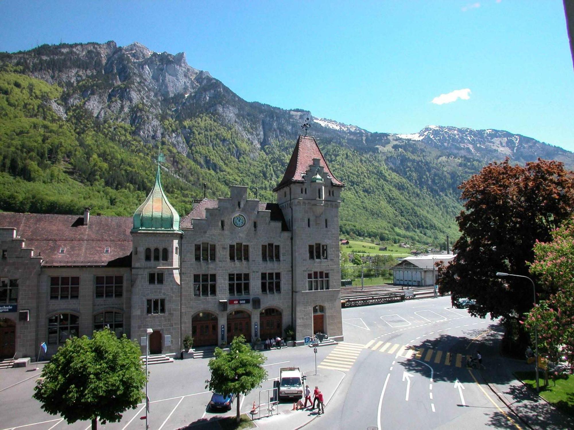 Hotel Post Glarnerhof Glarus Luaran gambar