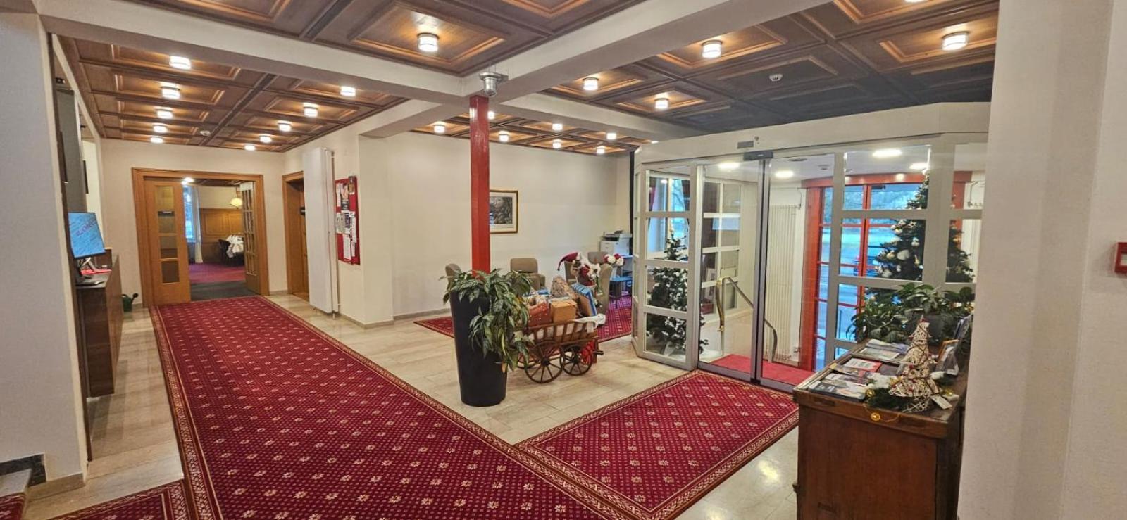 Hotel Post Glarnerhof Glarus Luaran gambar